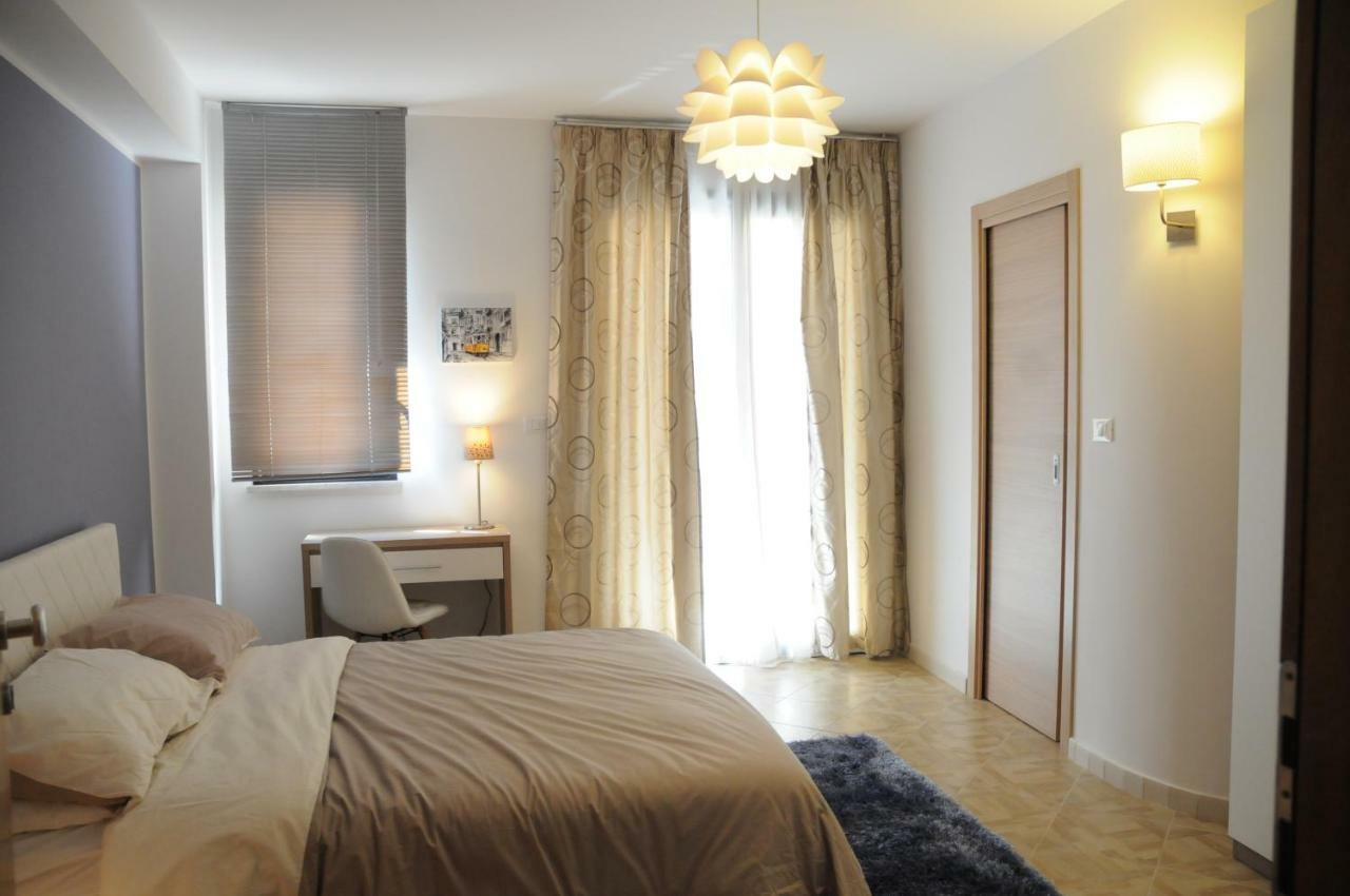 Casaleo Hotel Campofelice Di Roccella Buitenkant foto
