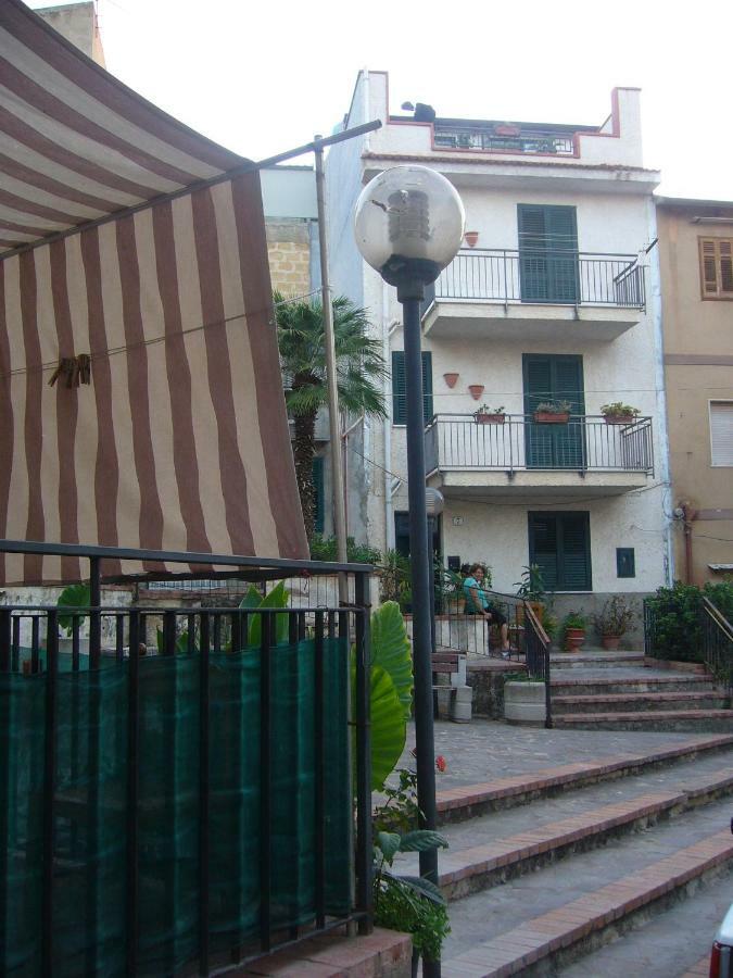 Casaleo Hotel Campofelice Di Roccella Buitenkant foto