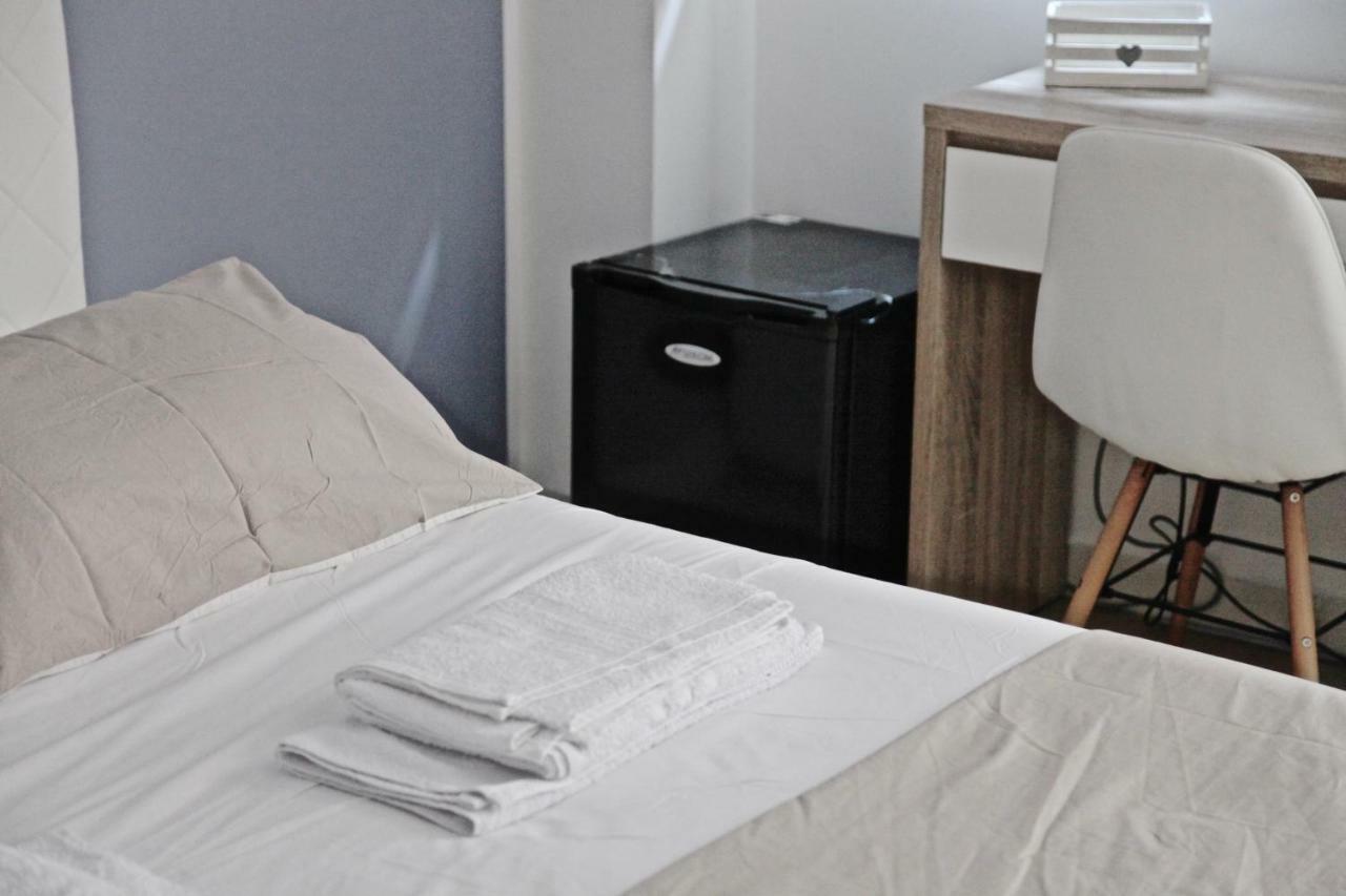 Casaleo Hotel Campofelice Di Roccella Buitenkant foto